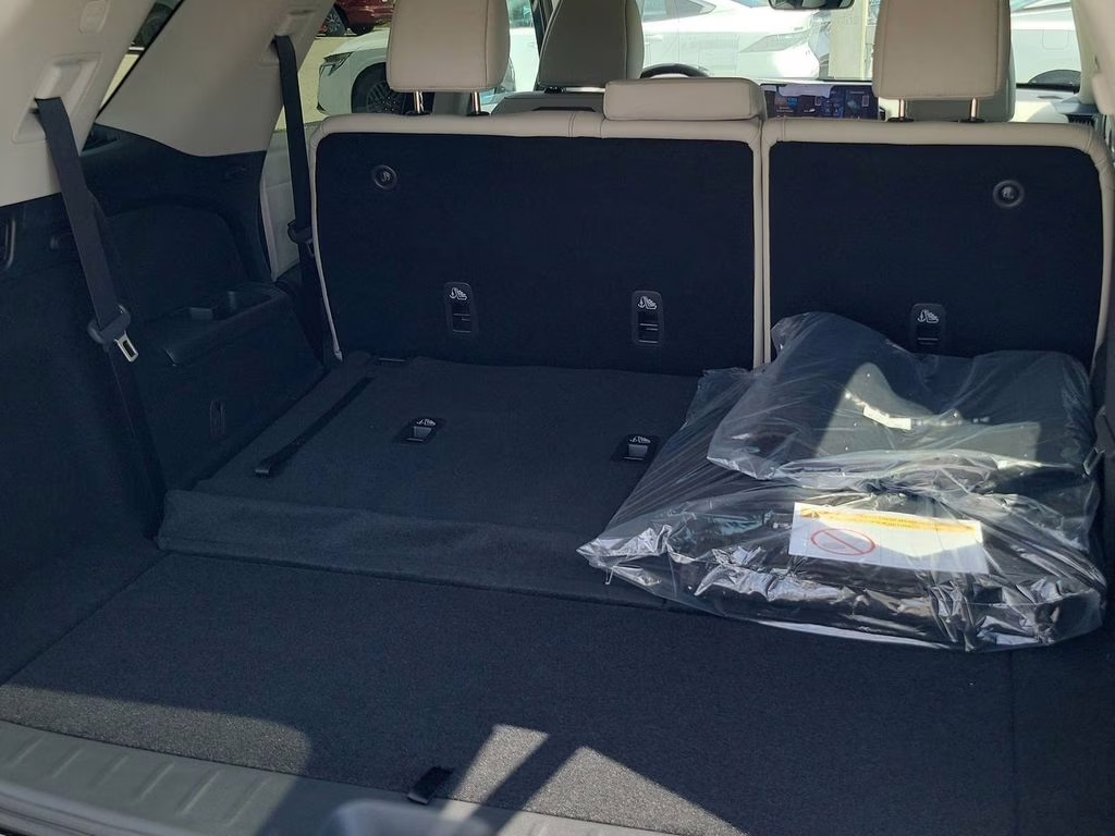 2026 Gun Metallic Nissan Pathfinder SL FWD SUV