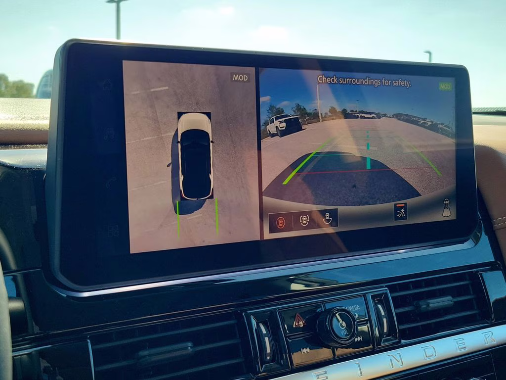 2026 White Pearl Nissan Pathfinder Platinum FWD SUV