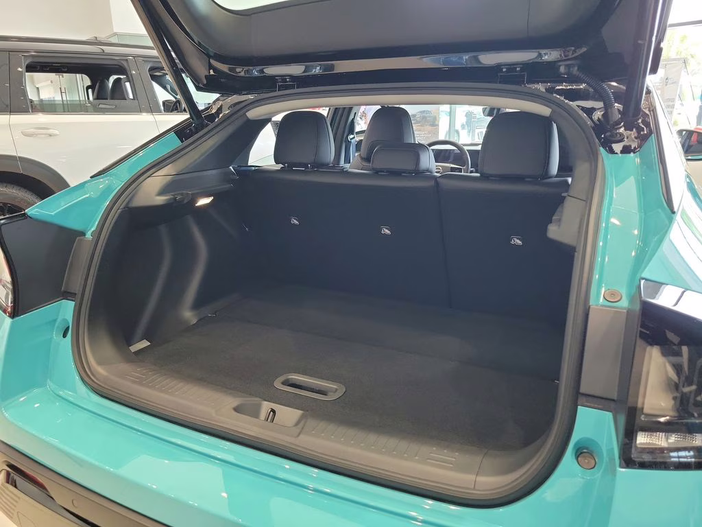 2026 Blue Pearl Nissan LEAF PLATINUM+ FWD SUV