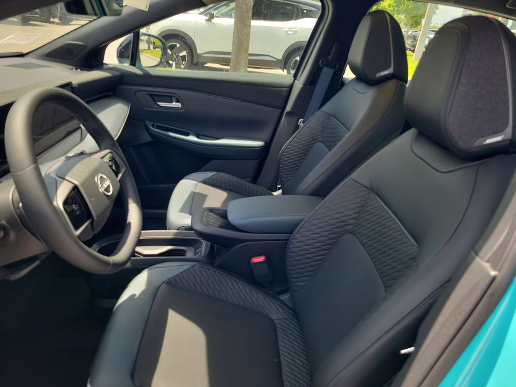 2026 Blue Pearl Nissan LEAF PLATINUM+ FWD SUV