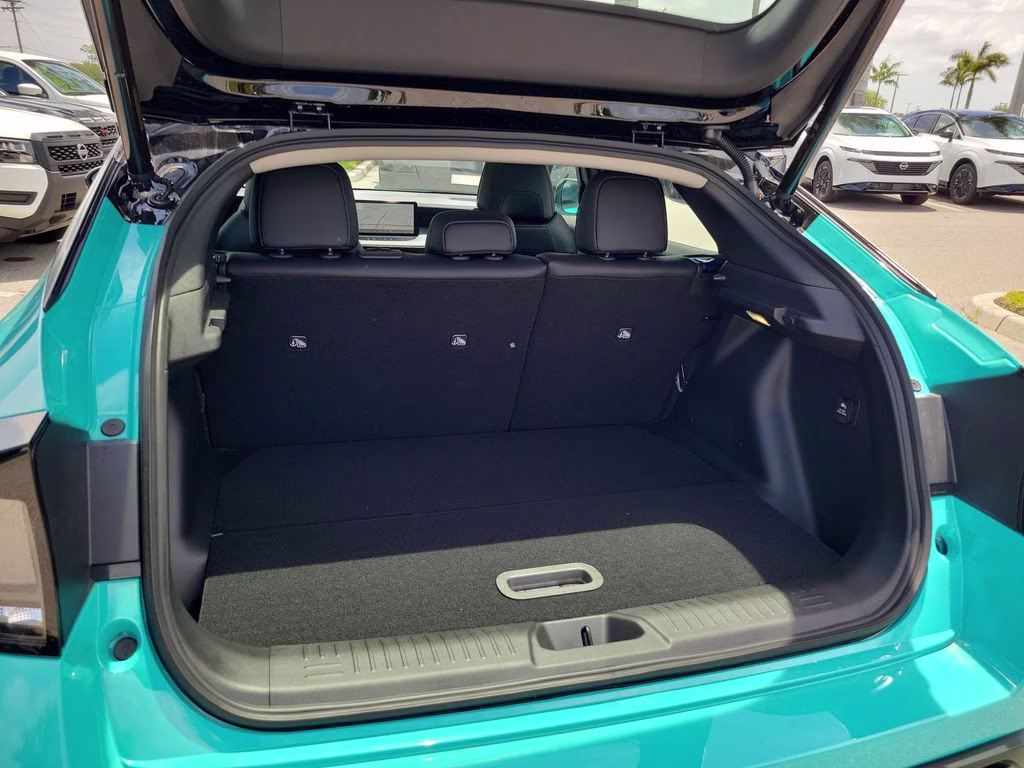 2026 Seabreeze Blue Pearl/Black Nissan LEAF PLATINUM+ FWD SUV
