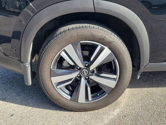 2023 Super Black Nissan Rogue SL AWD SUV