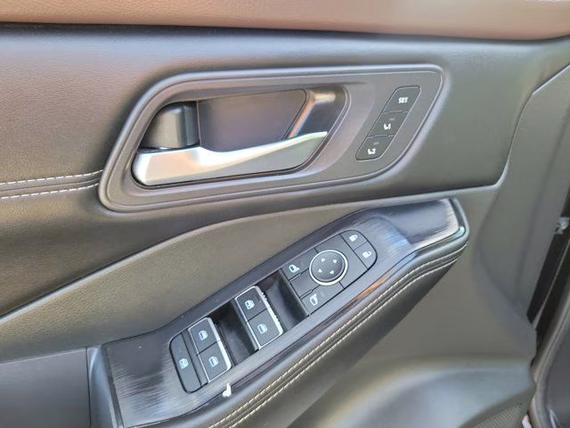 2023 Super Black Nissan Rogue SL AWD SUV