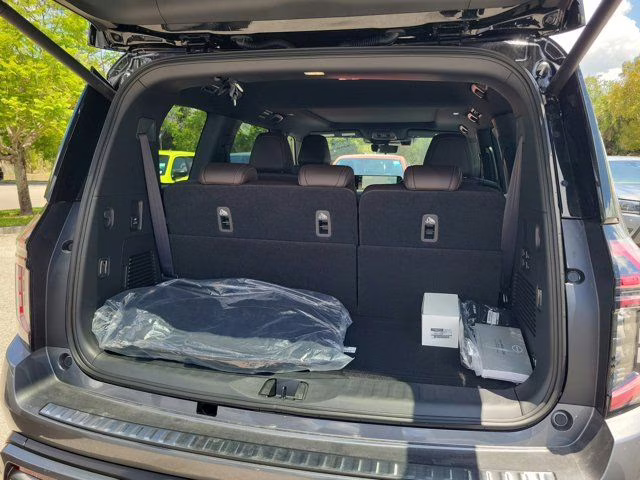 2026 Gun Metallic/Super Black Nissan Armada Platinum RWD SUV
