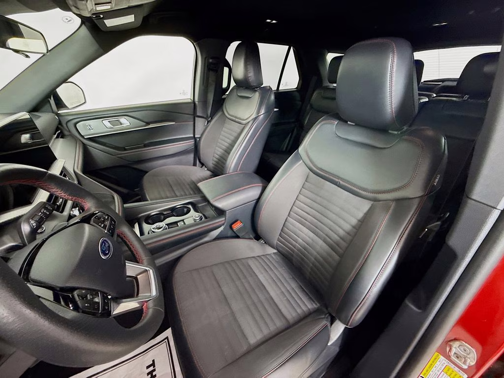 2025 Red Metallic Ford Explorer ST-Line 4X4 SUV