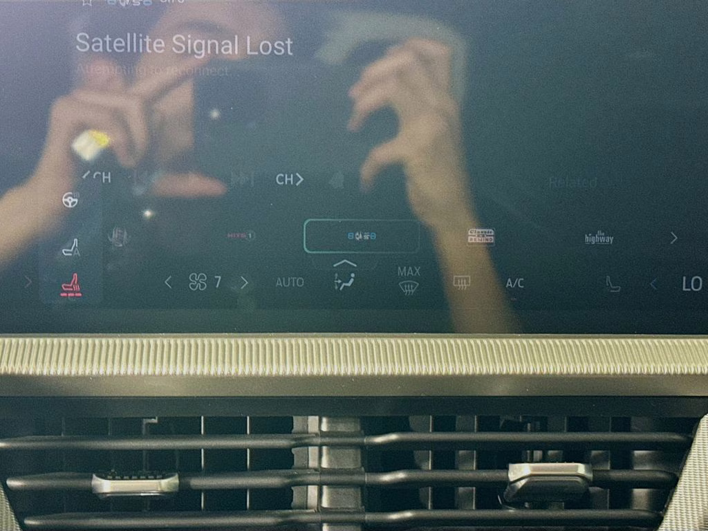 2025 Red Metallic Ford Explorer ST-Line 4X4 SUV