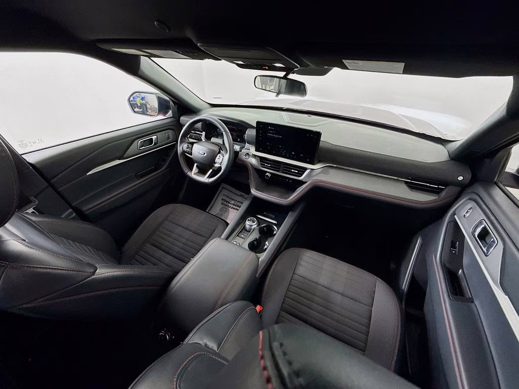 2025 Red Metallic Ford Explorer ST-Line 4X4 SUV