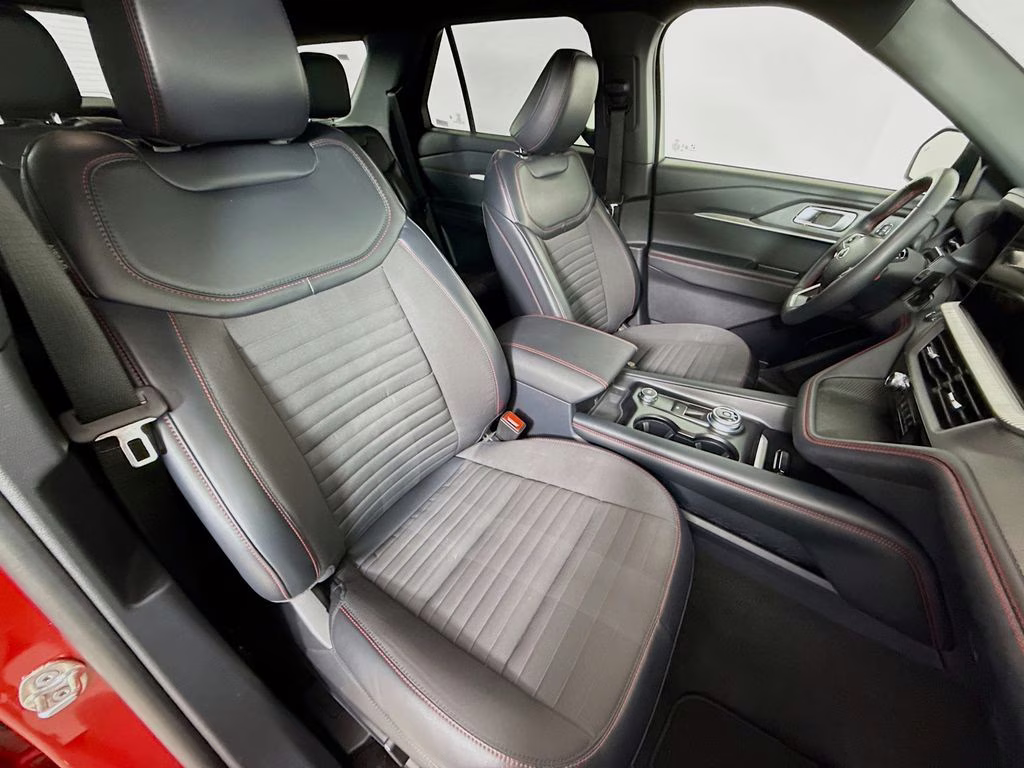 2025 Red Metallic Ford Explorer ST-Line 4X4 SUV