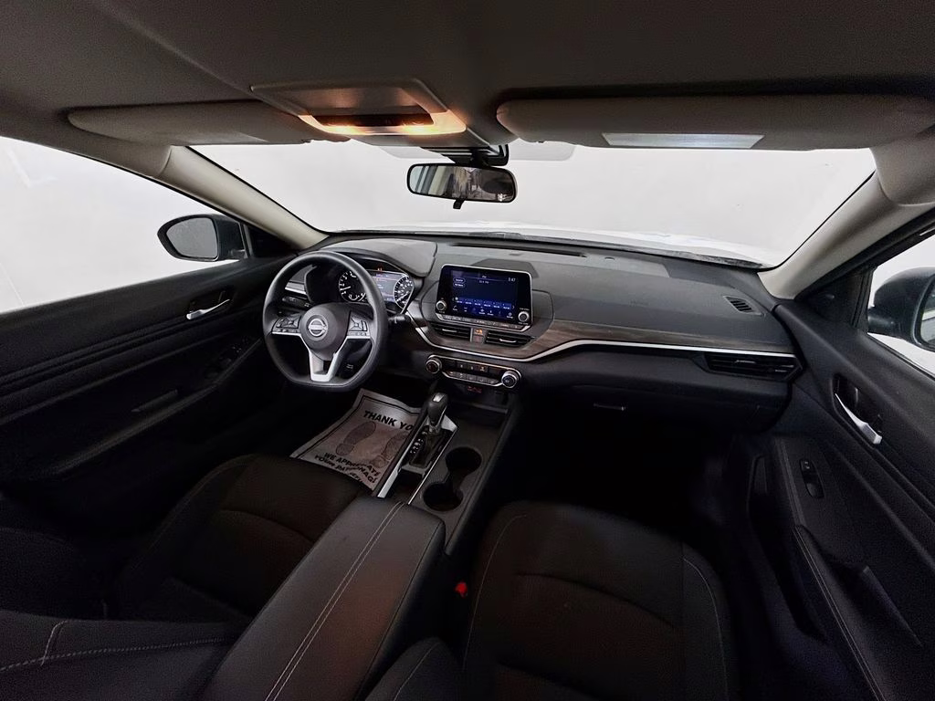 2025 Gun Metallic Nissan Altima 2.5 SV FWD Sedan