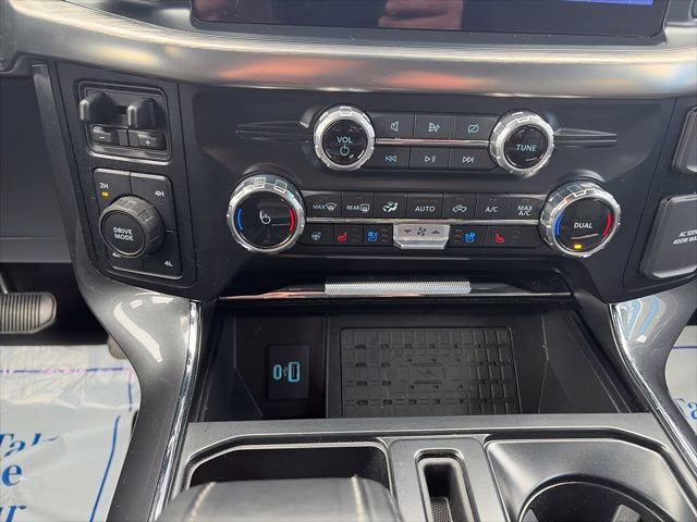 2023 Oxford White Ford F-150 Lariat 4X4 Truck