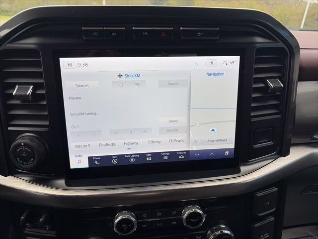 2023 Oxford White Ford F-150 Lariat 4X4 Truck