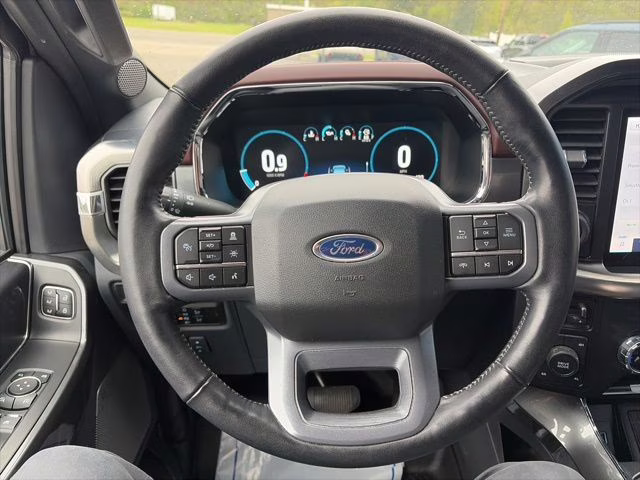 2023 Oxford White Ford F-150 Lariat 4X4 Truck