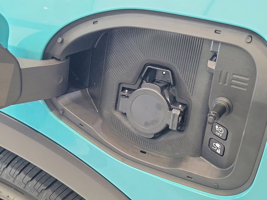 2026 Blue Pearl Nissan LEAF PLATINUM+ FWD SUV