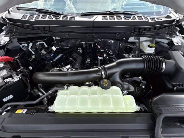 2026 Avalanche Ford F-150 Platinum 4X4 Truck