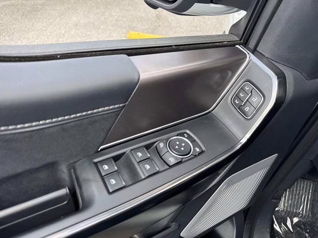2026 Avalanche Ford F-150 Platinum 4X4 Truck
