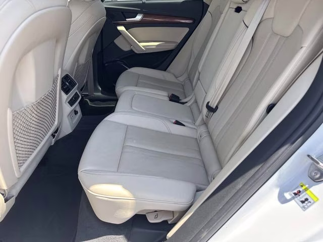 2021 Glacier White Audi Q5 45 Premium Plus AWD SUV