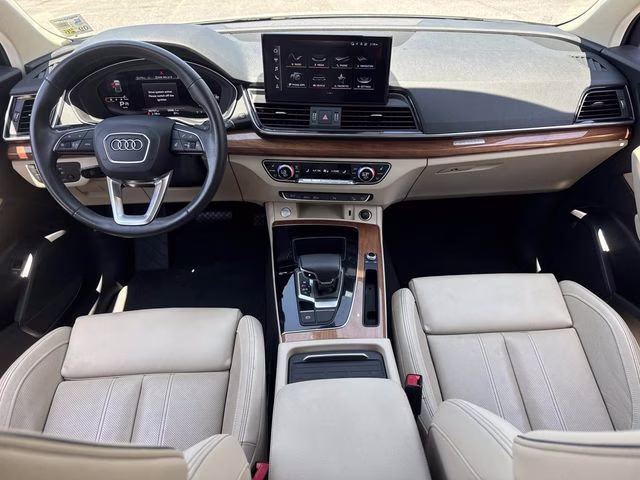2021 Glacier White Audi Q5 45 Premium Plus AWD SUV