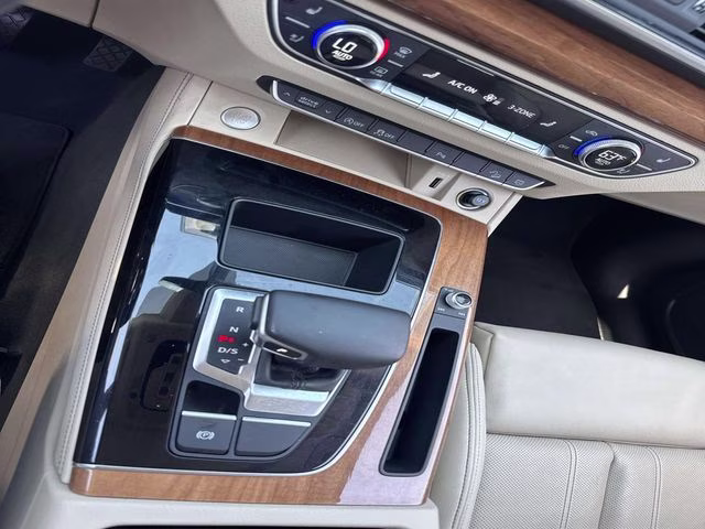 2021 Glacier White Audi Q5 45 Premium Plus AWD SUV