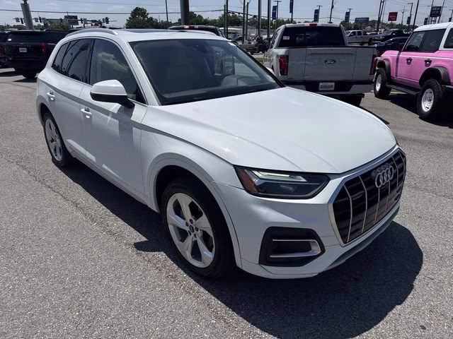 2021 Glacier White Audi Q5 45 Premium Plus AWD SUV