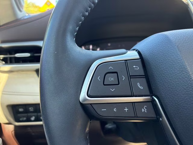 2021 Blizzard Pearl Toyota Highlander Platinum FWD SUV