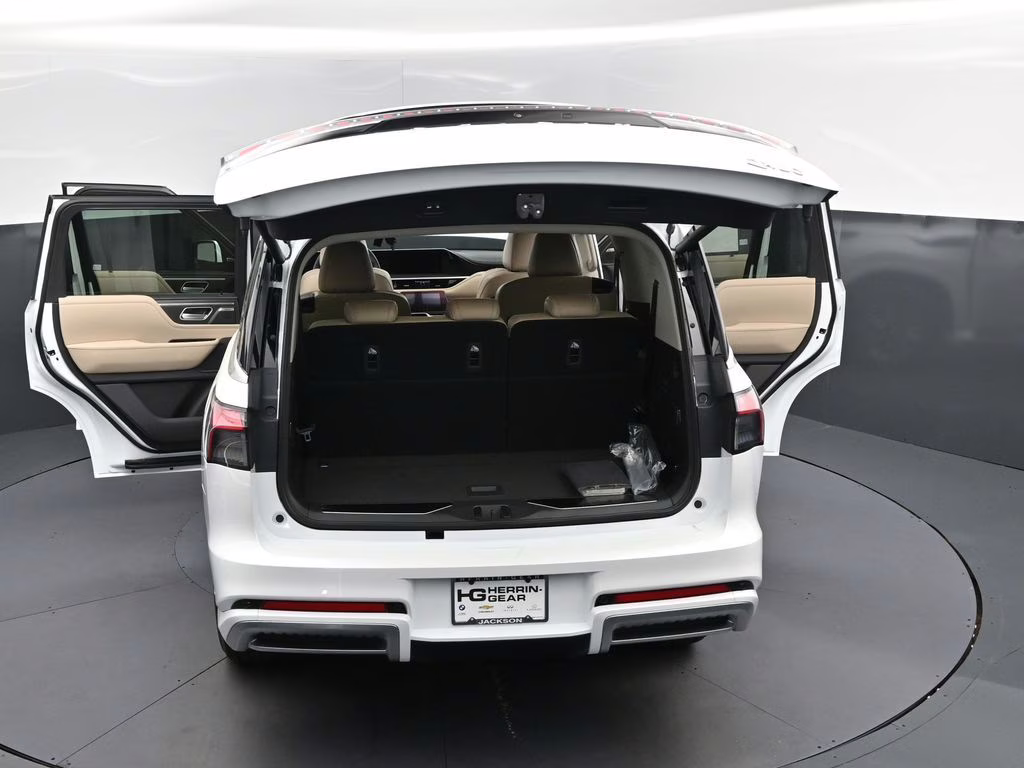 2026 Radiant White INFINITI QX80 PURE RWD SUV