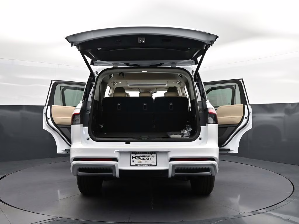2026 Radiant White INFINITI QX80 PURE RWD SUV