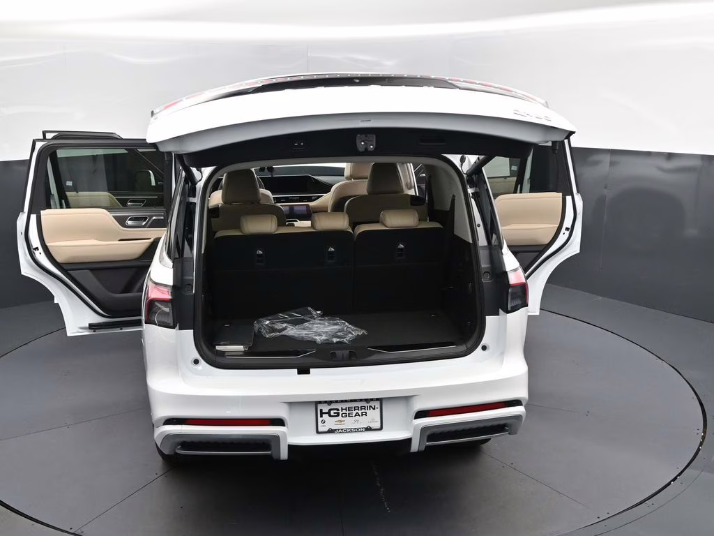 2026 Radiant White INFINITI QX80 PURE RWD SUV