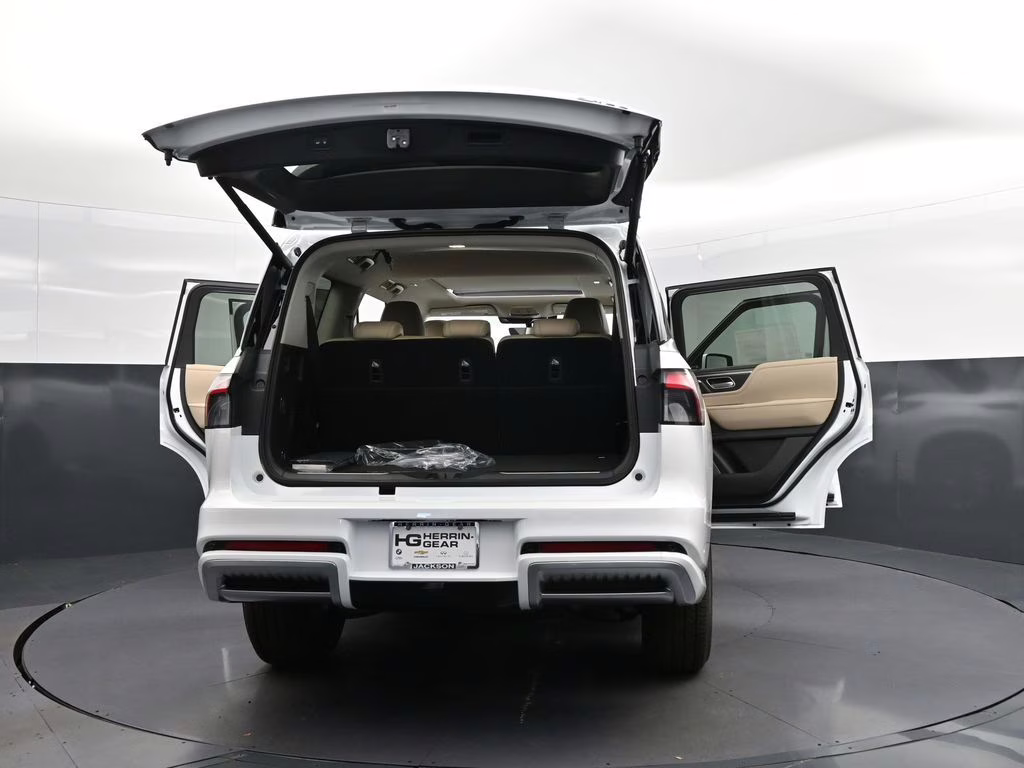 2026 Radiant White INFINITI QX80 PURE RWD SUV