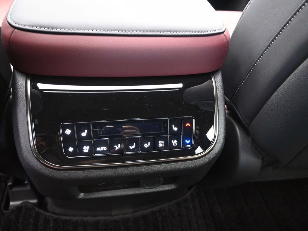 2026 Dynamic Metal/Black Obsidian INFINITI QX80 AUTOGRAPH 4X4 SUV