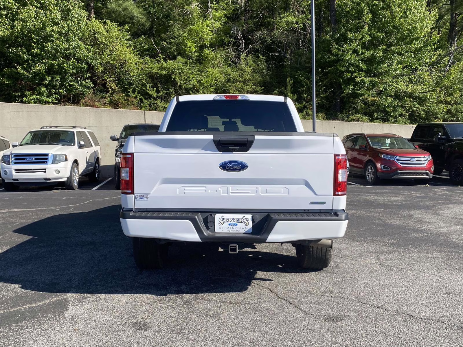 2019 Oxford White Ford F-150 XL 4X4 Truck