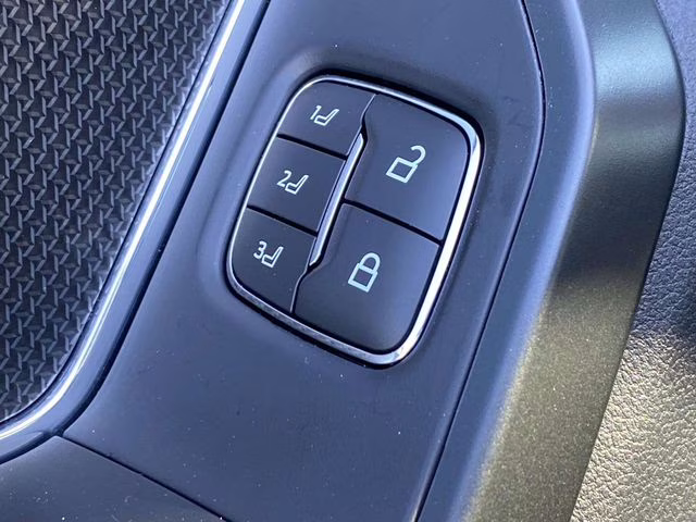 2025 Space White Metallic Ford F-150 Raptor 4X4 Truck