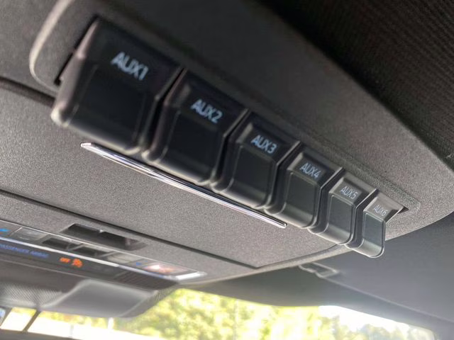 2025 Space White Metallic Ford F-150 Raptor 4X4 Truck