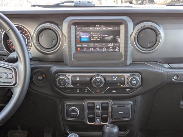 2022 Hydro Blue Pearlcoat Jeep Gladiator Willys 4X4 Truck