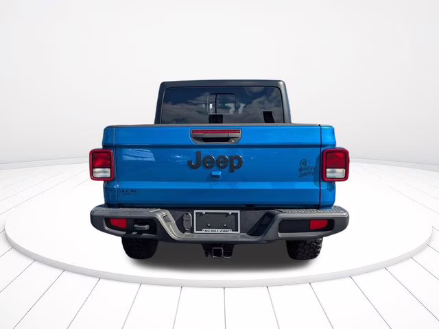 2022 Hydro Blue Pearlcoat Jeep Gladiator Willys 4X4 Truck