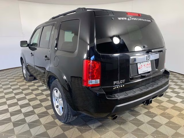 2010 Crystal Black Pearl Honda Pilot EX-L 4X4 SUV