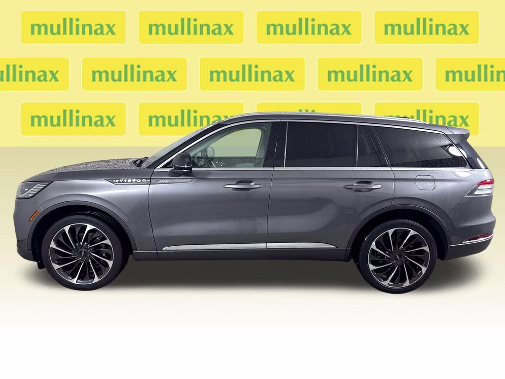 2025 Asher Gray Metallic Clearcoat Lincoln Aviator Reserve AWD SUV