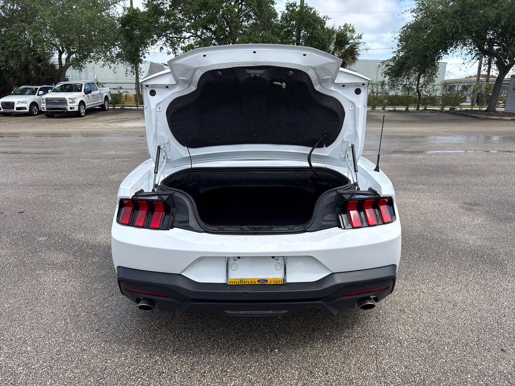 2024 Oxford White Ford Mustang EcoBoost Premium RWD Convertible
