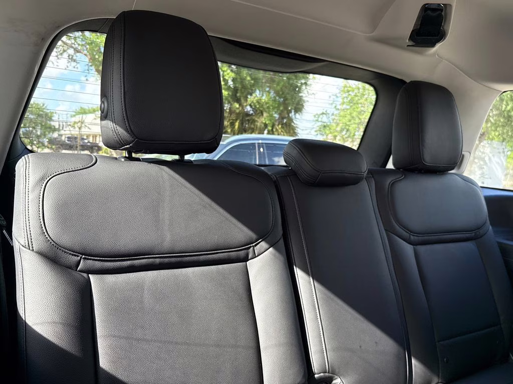2025 Space Silver Metallic Ford Expedition Active RWD SUV