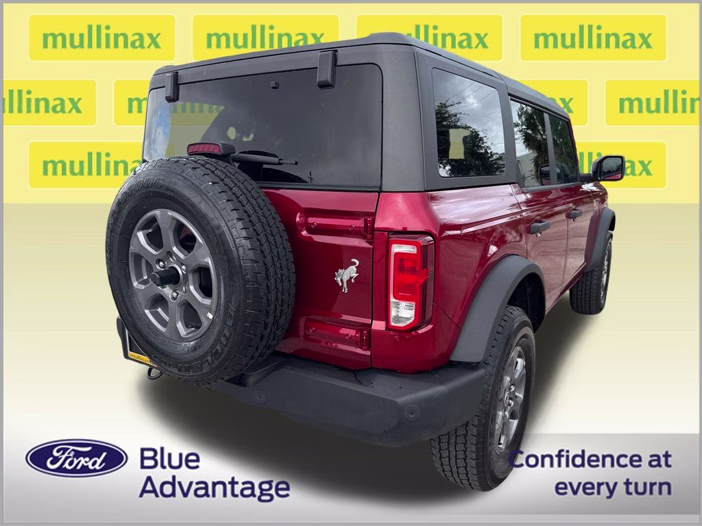 2025 Ruby Red Metallic Tinted Clearcoat Ford Bronco Big Bend 4X4 SUV