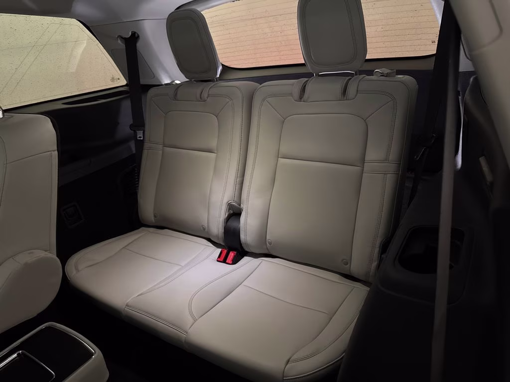 2025 Asher Gray Metallic Clearcoat Lincoln Aviator Reserve AWD SUV