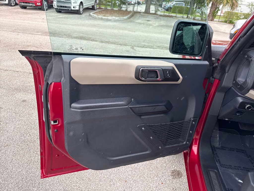 2025 Ruby Red Metallic Tinted Clearcoat Ford Bronco Big Bend 4X4 SUV