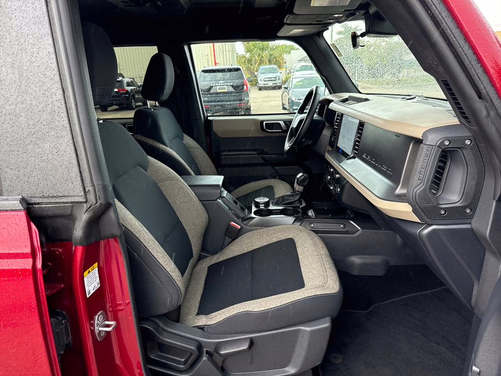 2025 Ruby Red Metallic Tinted Clearcoat Ford Bronco Big Bend 4X4 SUV