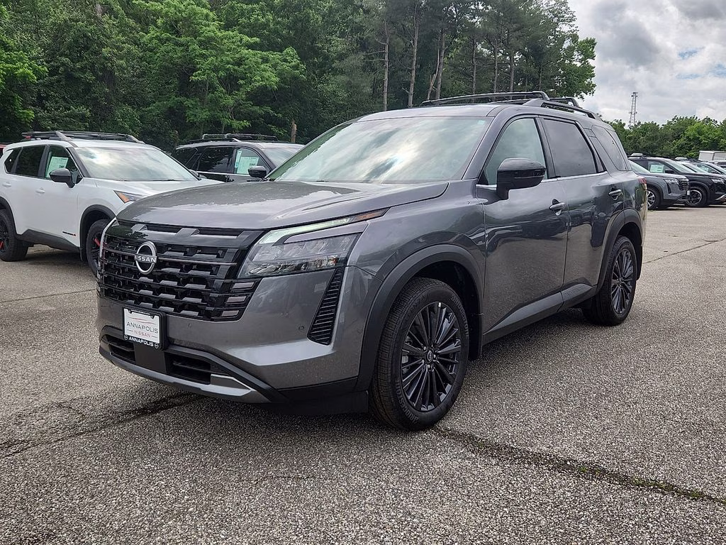 2026 Gun Metallic Nissan Pathfinder SL 4X4 SUV