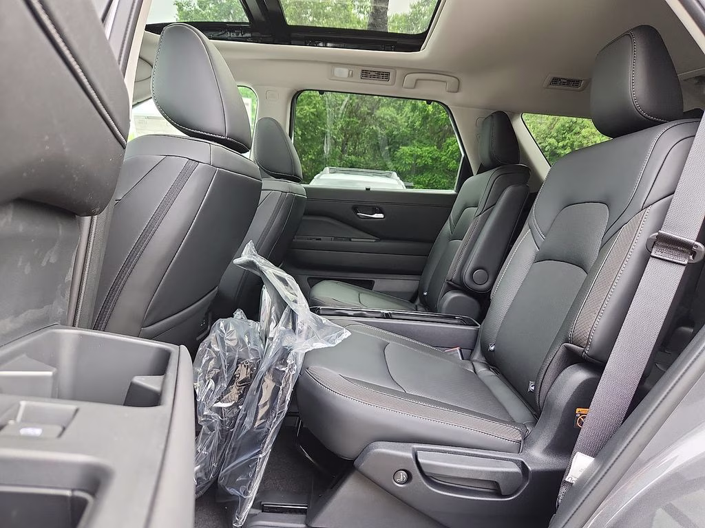 2026 Gun Metallic Nissan Pathfinder SL 4X4 SUV