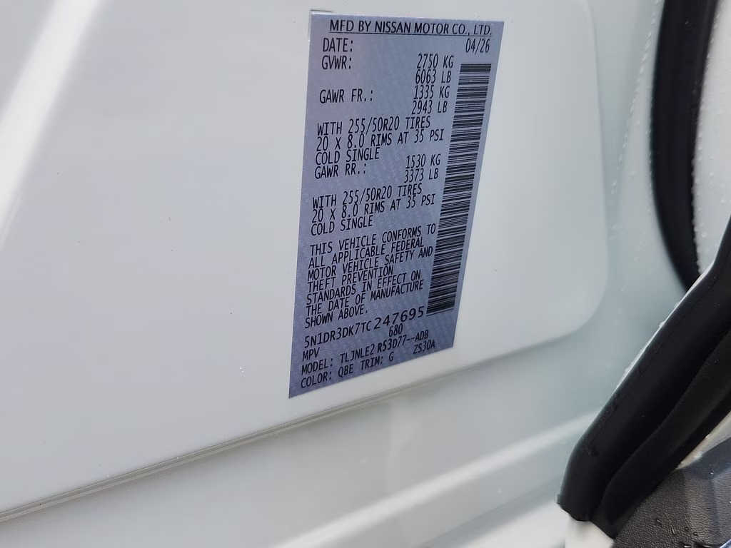 2026 Everest White Pearl Tricoat Nissan Pathfinder Platinum 4X4 SUV