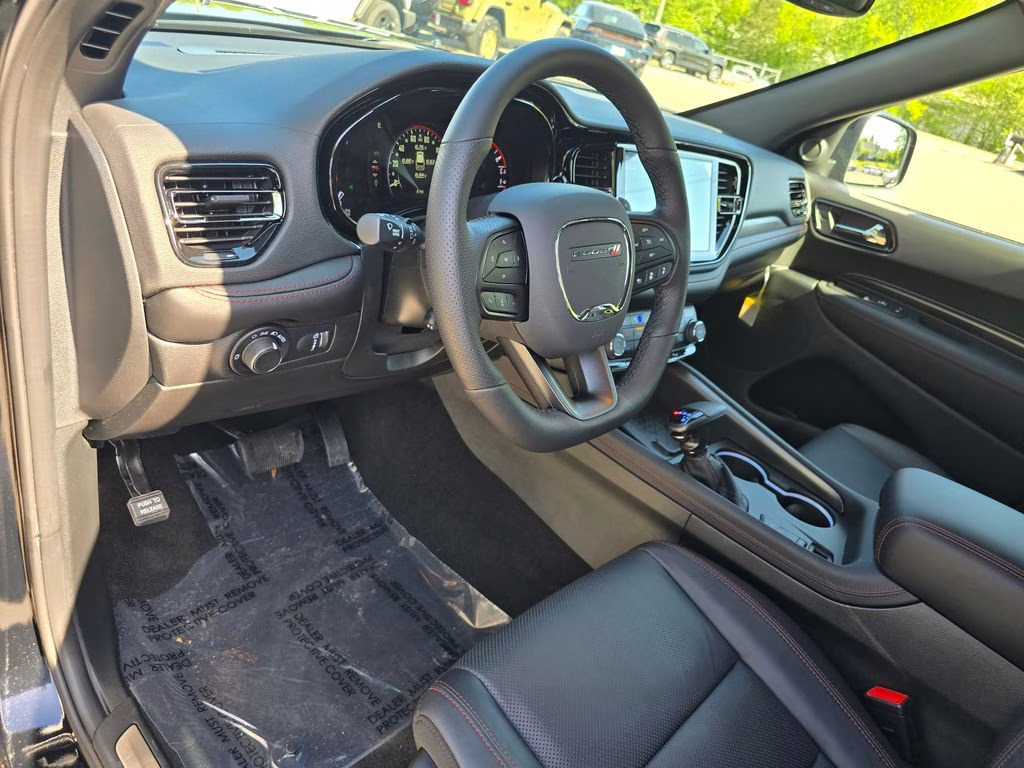2026 DB Black Crystal Clearcoat Dodge Durango GT Plus HEMI V8 AWD SUV