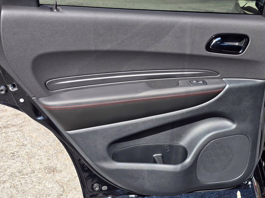 2026 DB Black Crystal Clearcoat Dodge Durango GT Plus HEMI V8 AWD SUV