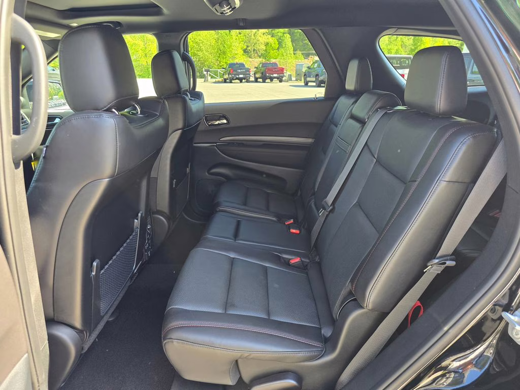 2026 DB Black Crystal Clearcoat Dodge Durango GT Plus HEMI V8 AWD SUV