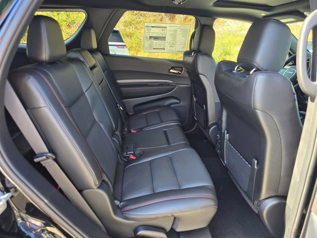 2026 DB Black Crystal Clearcoat Dodge Durango GT Plus HEMI V8 AWD SUV