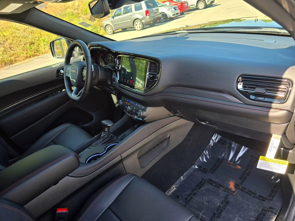 2026 DB Black Crystal Clearcoat Dodge Durango GT Plus HEMI V8 AWD SUV